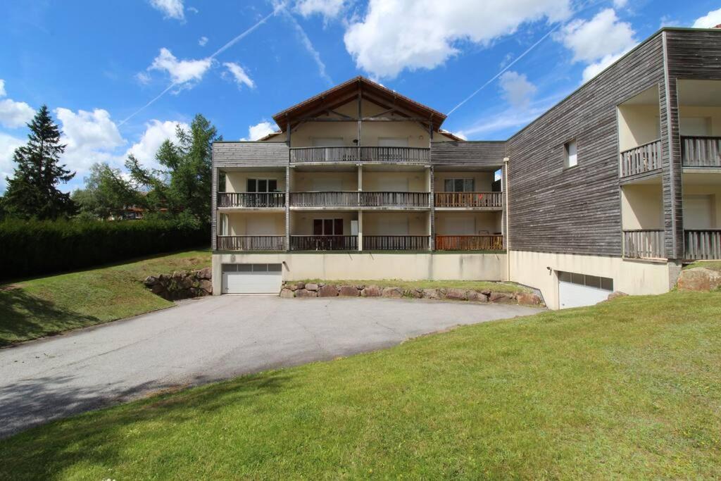 Le Petit Bonhomme De Neige Appartement Gérardmer Buitenkant foto